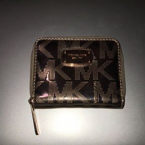 Michael Kors Jet Set Wallet Rose Gold Patent (EUC)